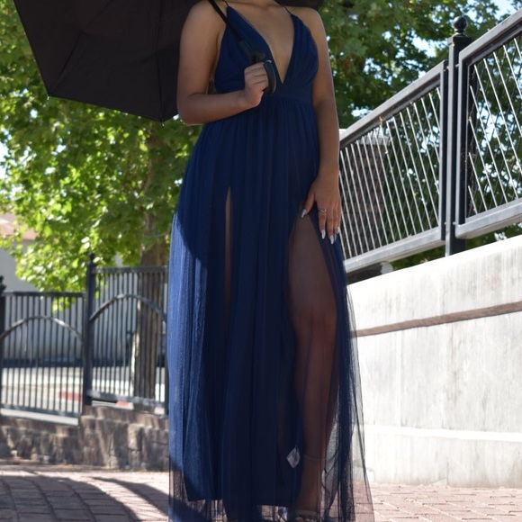 Blue dress - Picture 1 of 2